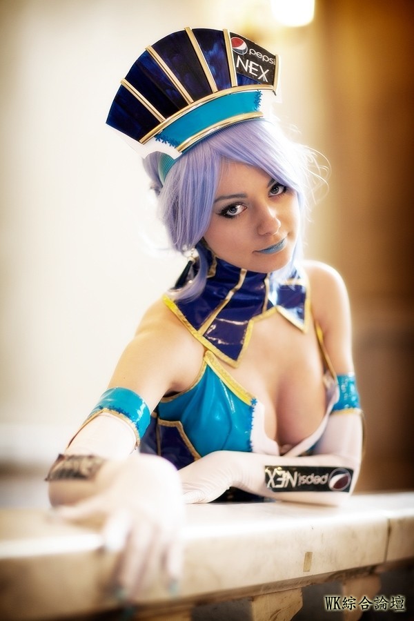 Blue-Rose-from-Tiger-and-bunny3.jpg